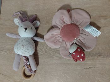 Lot de 2 superbes peluches musicales 🌸