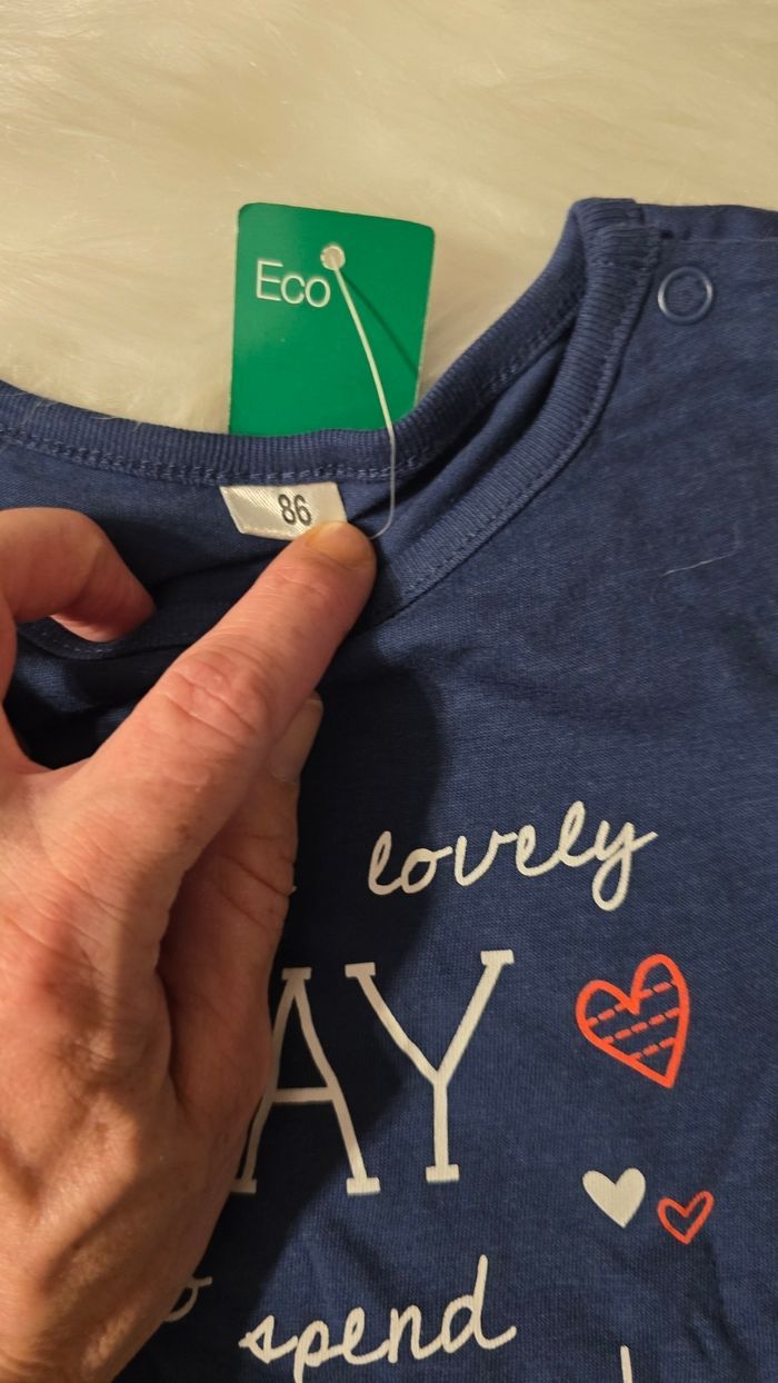 Neufs (non portés) 💙🤩😍 teeshirts mc et short 18mois garçon 😍🤩💙 - photo numéro 7