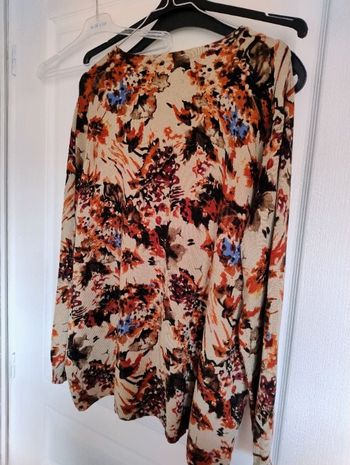 Gilet fleuri