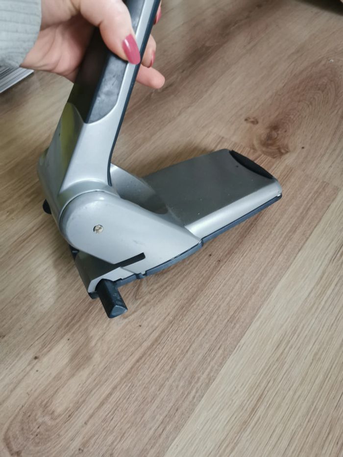 Leitz Perforatrice Gros Travaux & Sans Effort, Capacité 65 Feuilles - photo numéro 6