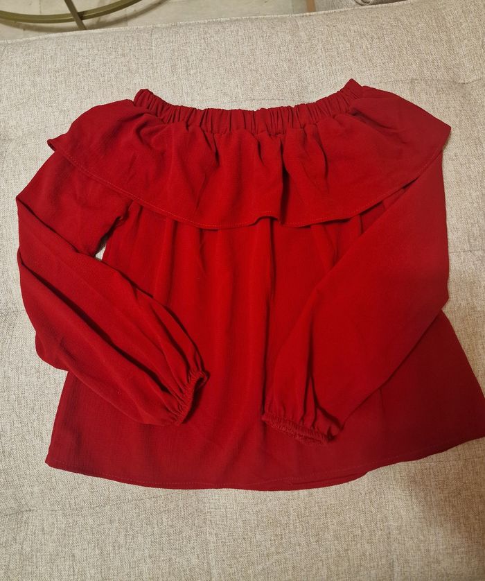 Chemisier à épaules dénudées et volants Rouge