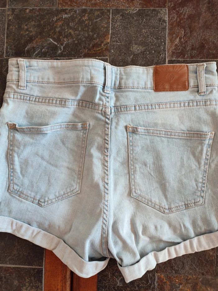 Short en jean clair Jennyfer - photo numéro 5