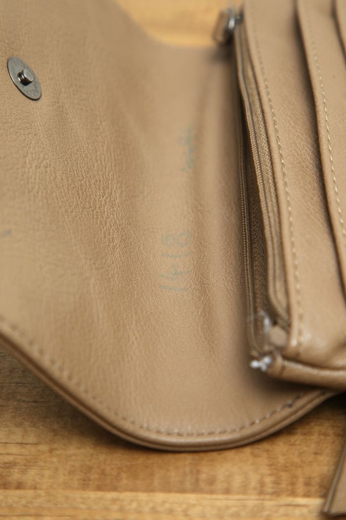 Portefeuille - photo numéro 4