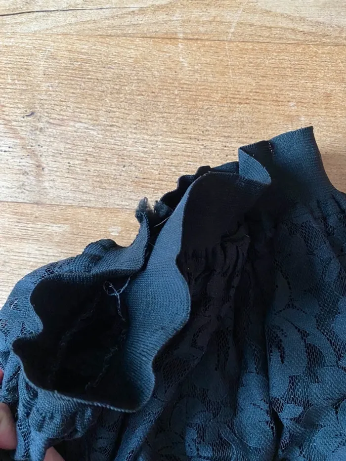 Mini jupe dentelle noire vintage - photo numéro 4