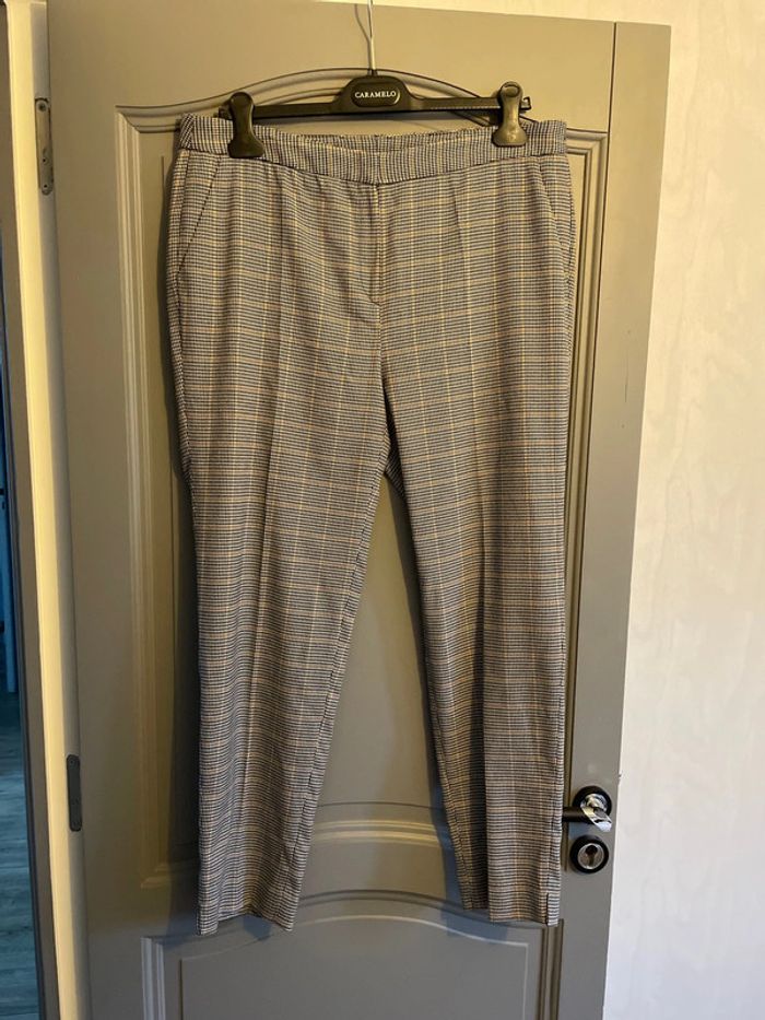 Pantalon droit taille 46