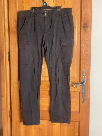 Pantalon cargo