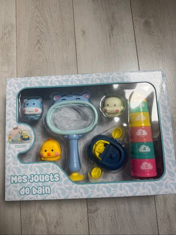 Jouets de bain ou pas