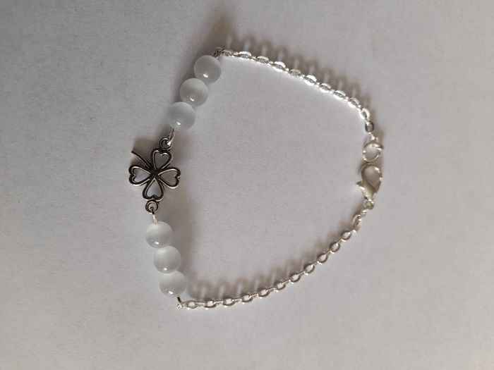 Bracelet pierre de lune et trèfle - photo numéro 3