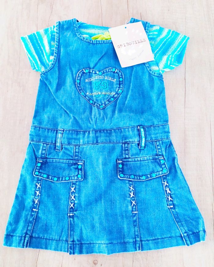 Robe jean fille avec t-shirt manches courtes 2 ans