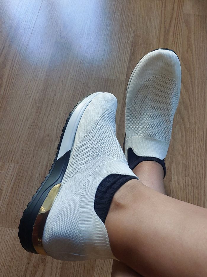 Basket chaussettes blanche et doré NEUVES - photo numéro 4