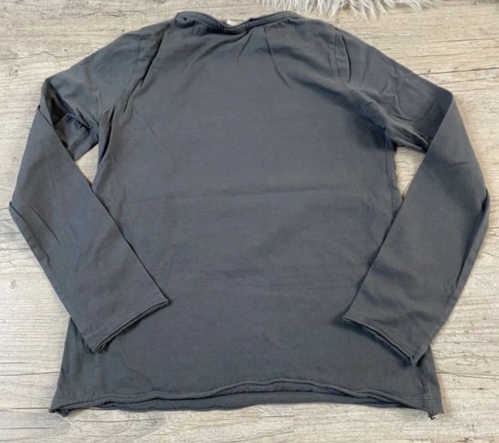 Haut gris + photo Zara 13/14ans tbe - photo numéro 3