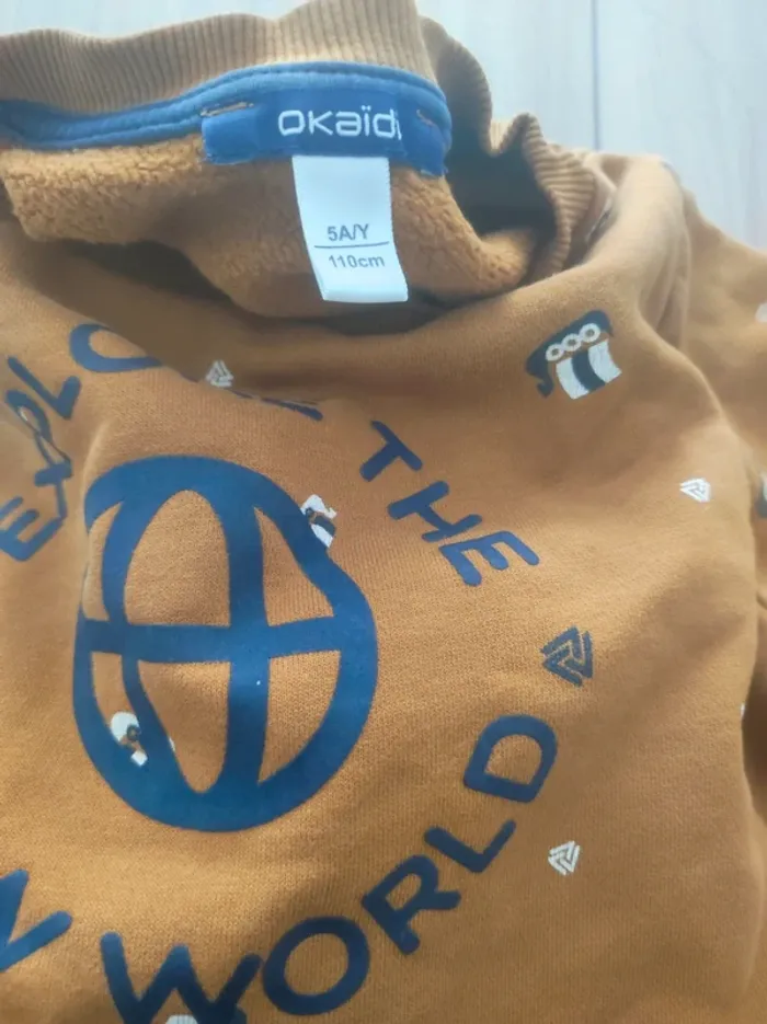 Sweat taille 5 ans - photo numéro 4