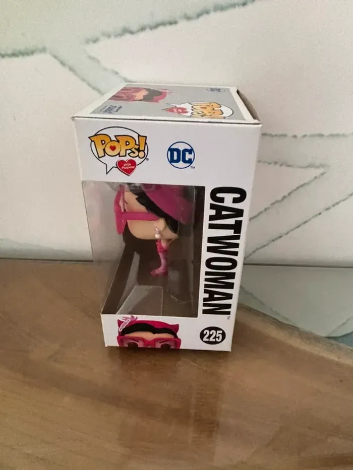 Figurine funko pop catwoman dc bombshells - photo numéro 4