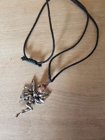 Collier fée, cordon noir