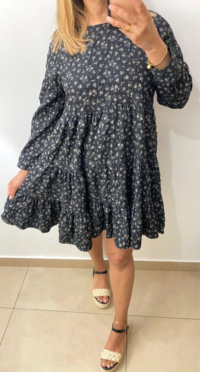 Robe ZARA Courte Imprimée Fleurs Avec Volant Taille M