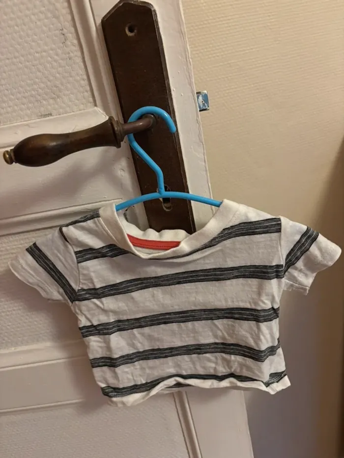 Lot tee shirt et polo manche courte 3 mois