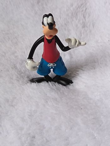Figurine Dingo (Goofy) - Style Sport / Surf (8cm)