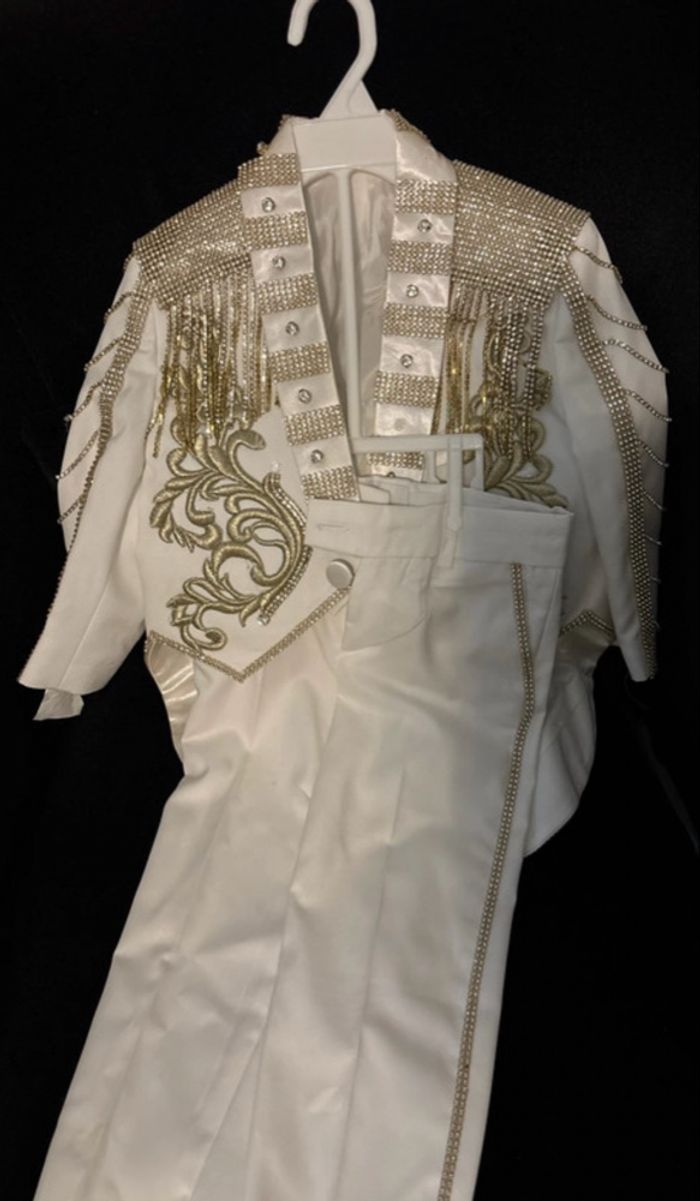 Tenue de cérémonie - photo numéro 2