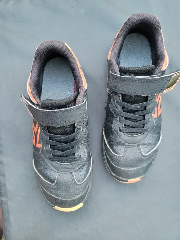 Basket decathlon indestructible résistante ts160 à scratch noir et orange taille 34 - photo numéro 2