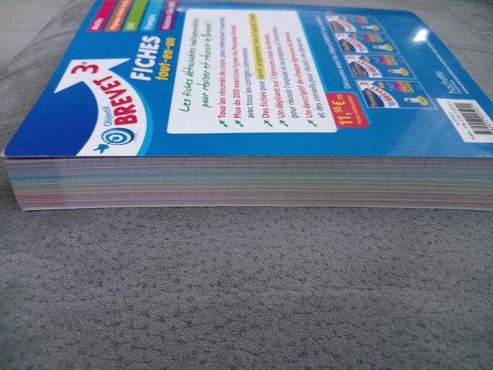 Lot de 5 manuels 4 annales de brevet + 1 livre avec les fiches détachables - photo numéro 6