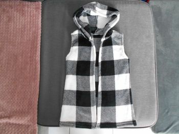Veste sans manche, taille: 2/3 ans à 0,50 EURO