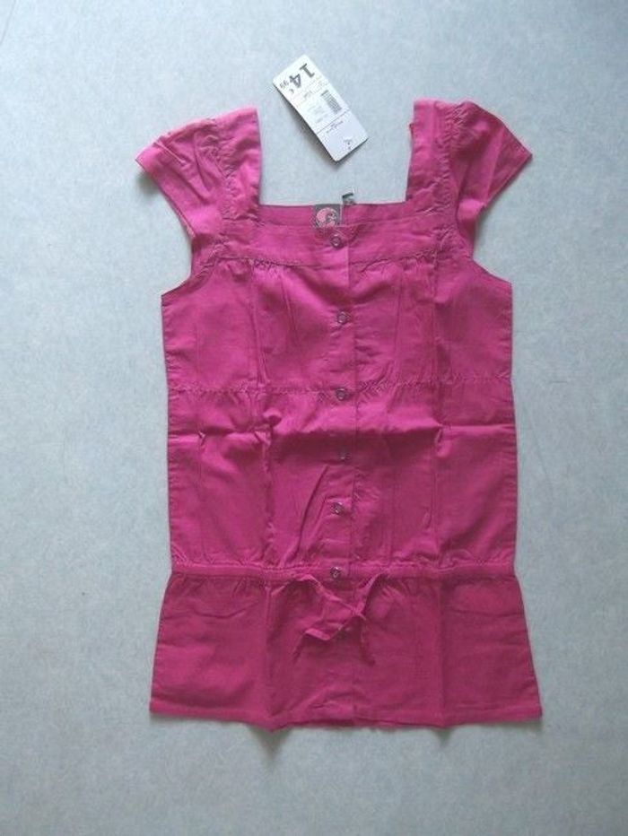 Chemisier rose sans manche