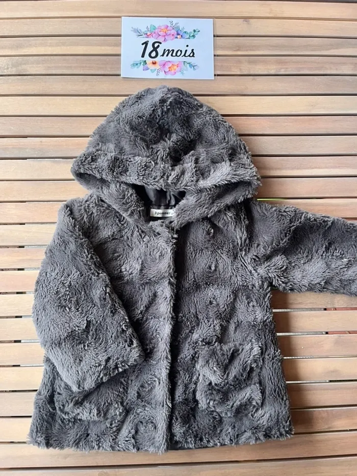Lot vêtements 18 mois - photo numéro 5