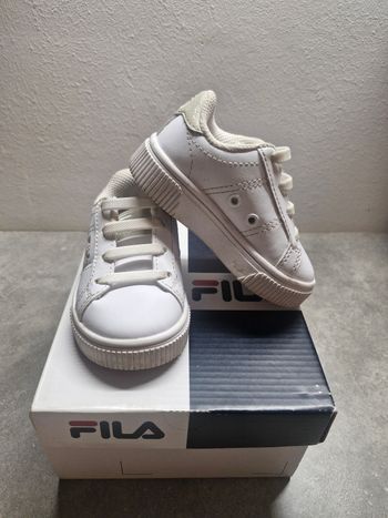 Chaussures Fila blanches