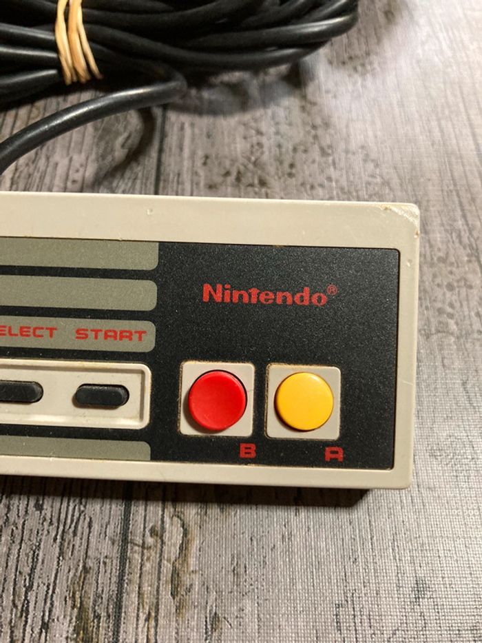Manette Nintendo NES loose Officielle - photo numéro 4