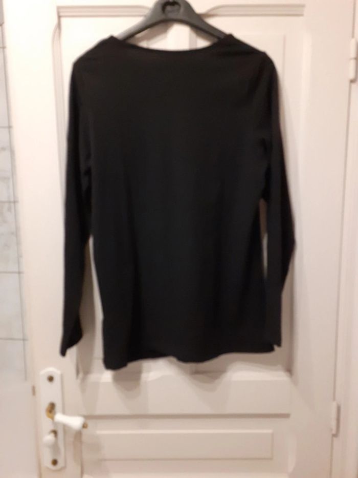 T-shirt  noir manches longues 46/48 - photo numéro 3