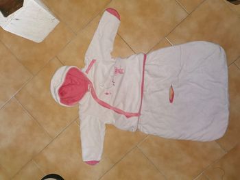 Combinaison fille rose 12 mois