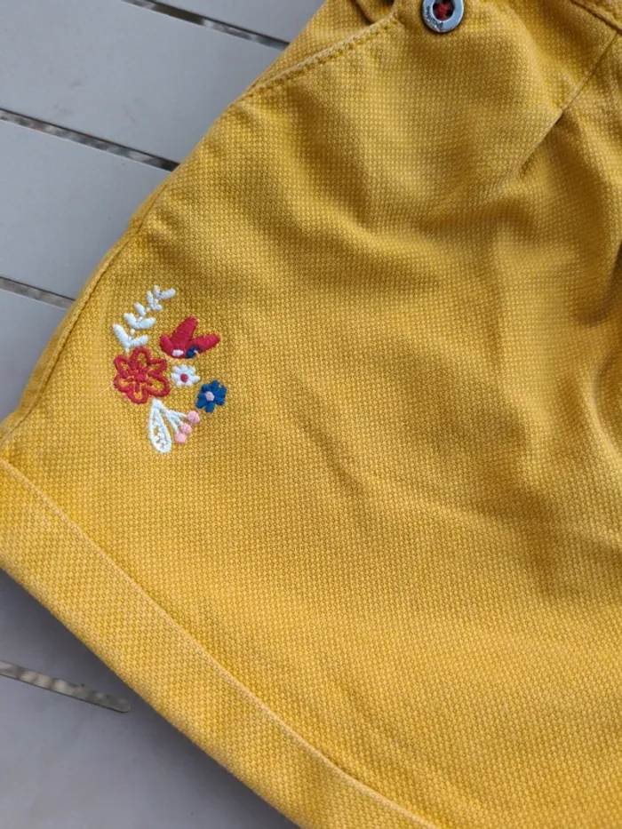 Très beau short - photo numéro 6