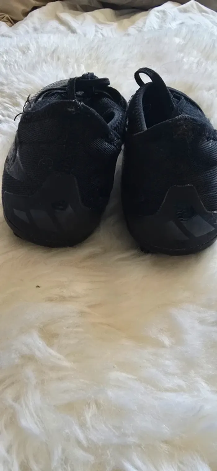 Chaussures foot adidas predator noire taille 37.5 - photo numéro 3