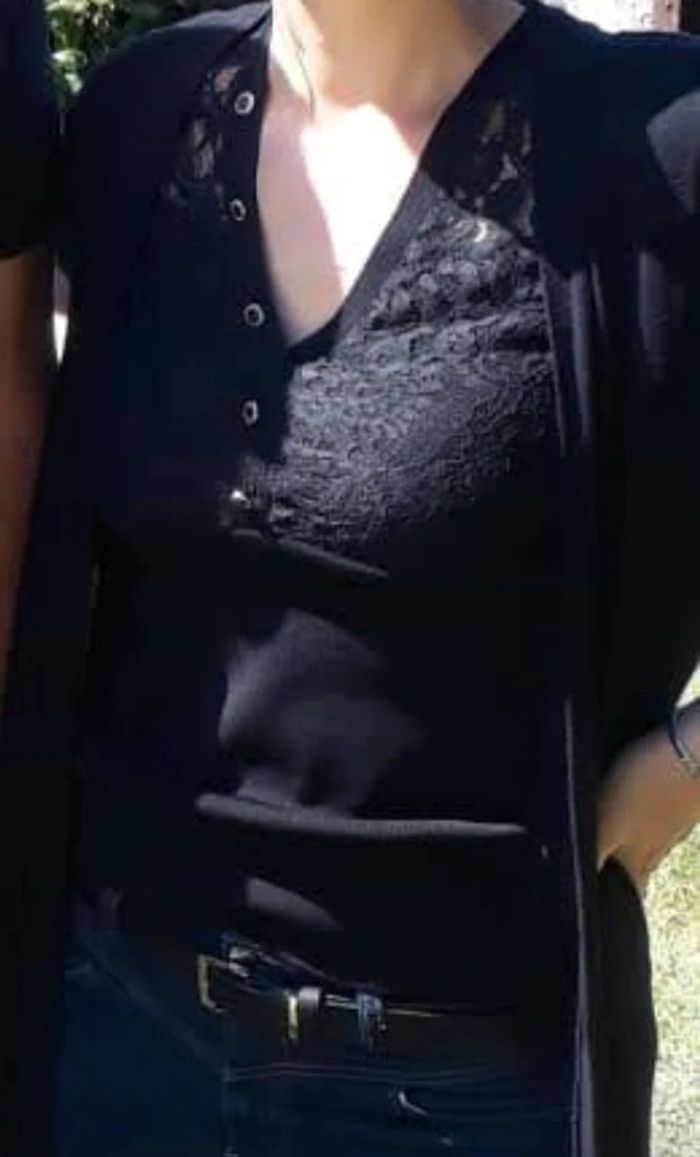 Haut effet dentelle - photo numéro 8