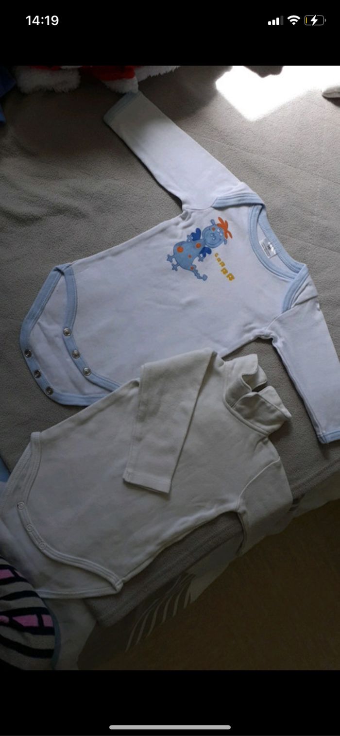 Lots body 3-6mois - photo numéro 2