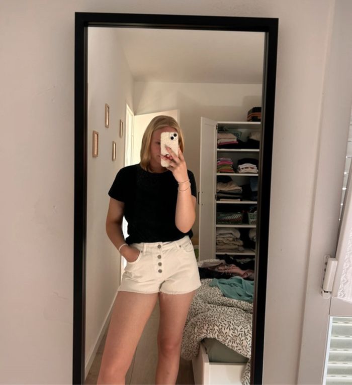 Short blanc