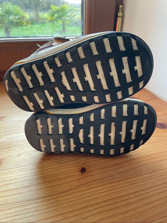 Chaussures de neige après-ski taille 22 - photo numéro 5