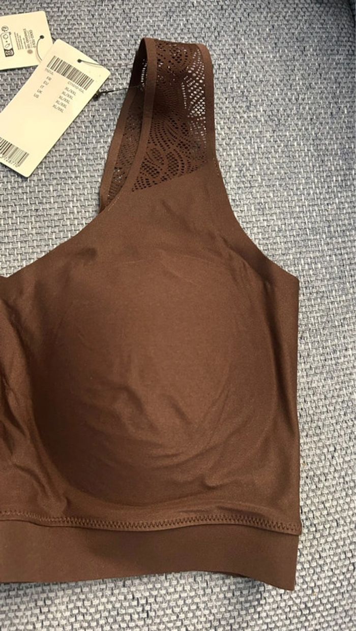 Brassière Chantelle neuve taille de XL à 2XL neuve - photo numéro 4