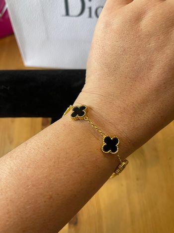 Bracelet trèfle à quatre feuilles en acier inoxydable noir doré 