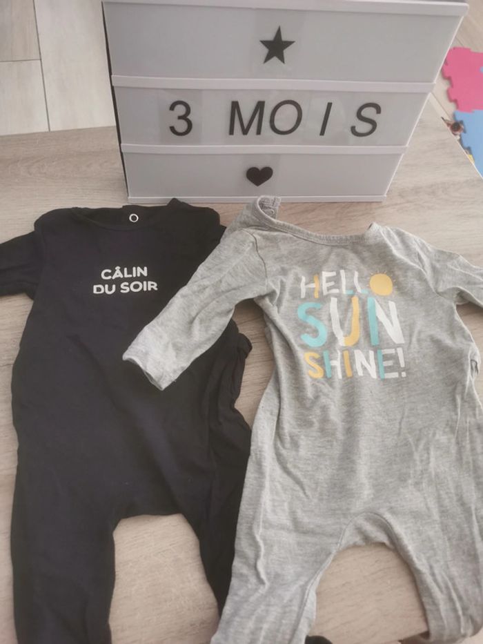 2 pyjama légers 3 mois
