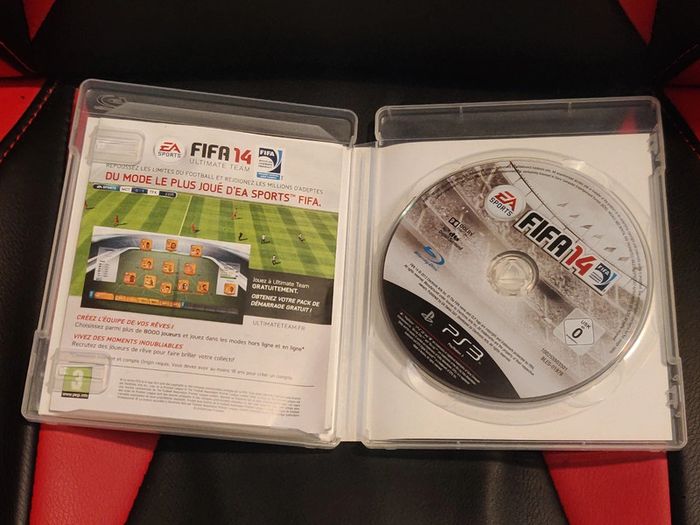 Jeu FIFA 14 PlayStation 3 - parfait état - photo numéro 3