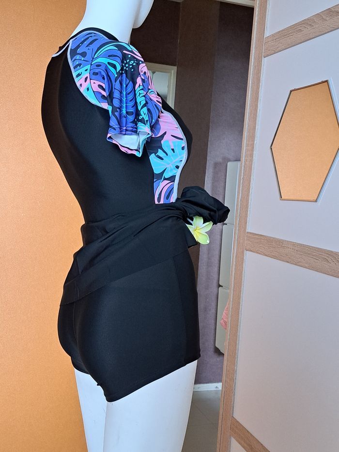 Maillot de bain Neuf - photo numéro 2