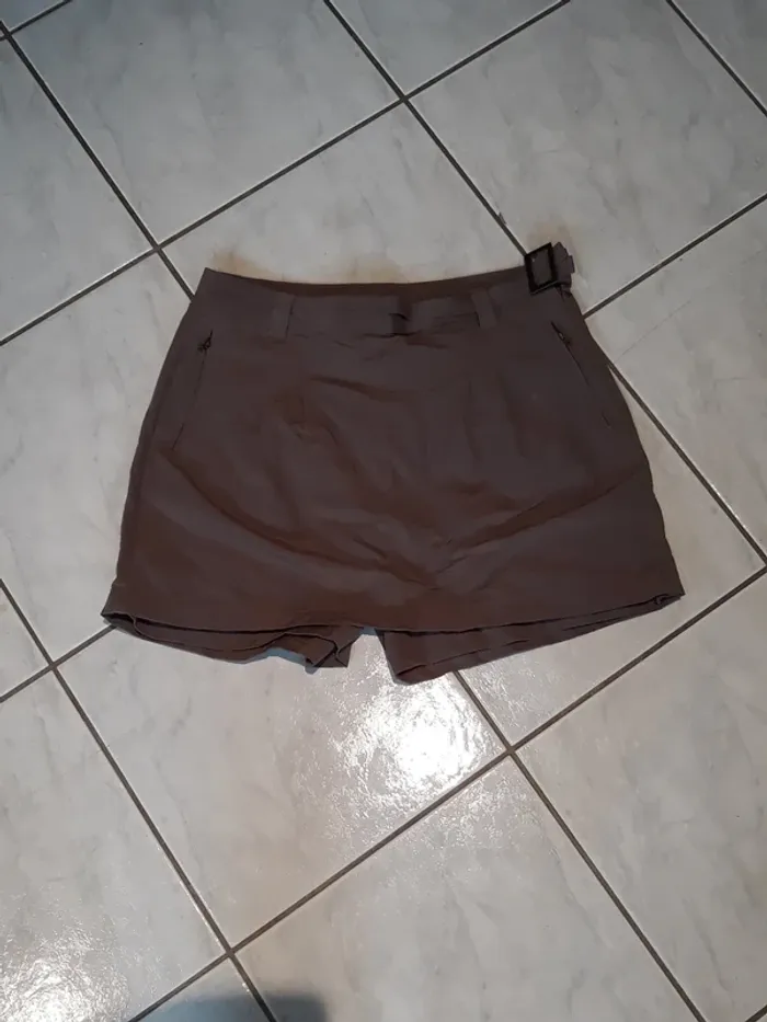 Jupe short 42