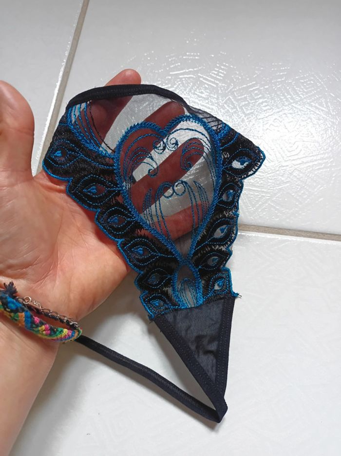 String femme noir et bleu - photo numéro 4