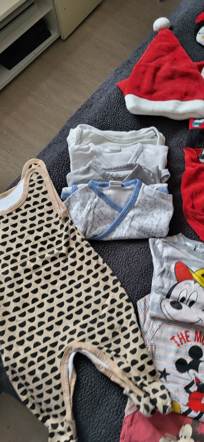 Vêtements  garcon 6 mois - photo numéro 4