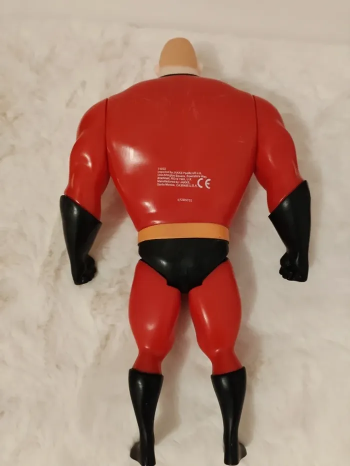 Lot figurines Les indestructibles promo - photo numéro 12
