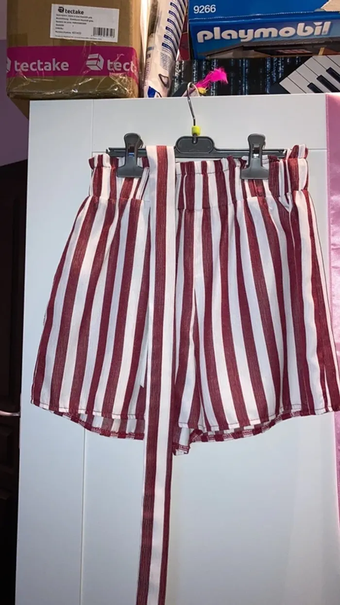 short rayé - photo numéro 2