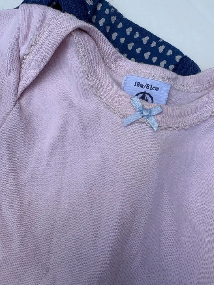 Lot de 2 bodys petit bateau 18 mois - photo numéro 2