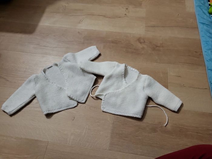 Gilet fille 1 mois - photo numéro 2