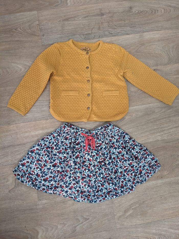 Ensemble fille 4 ans gilet sergent major et jupe monoprix